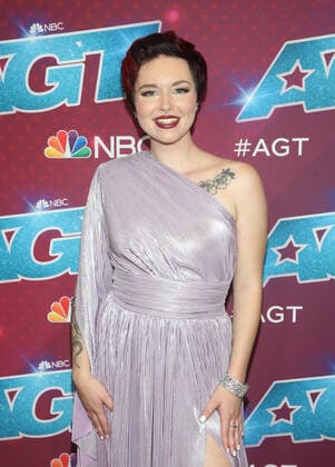 6 September 2022 - Pasadena, California - Aubrey Burchell. Red Carpet For America s Got Talent Season 17 Live Show held at the Sheraton Pasadena in Pasadena. Pasadena USA - ZUMAa123 20220906_zaa_a123_076 Copyright: xFSx