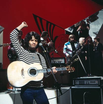 Costa Cordalis Show Costa Cordalis Show, Unterhaltungsshow, Deutschland 1977, Mitwirkende: Costa Cordalis singt mit den Hitkids Songs von Elvis Presley., Deutschland Copyright: ArthurxGrimm UnitedArchives82008155 EDITORIAL USE ONLY