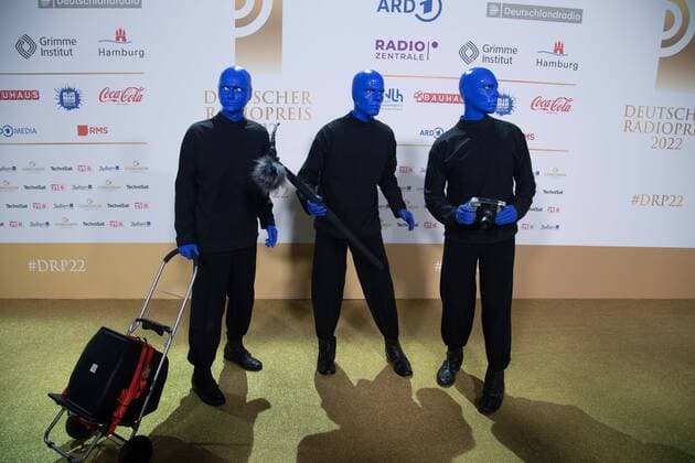 Blue Man Group, red carpet, red carpet show, arrival, arrival, German Radio Award 2022 ceremony in Hamburg on 08 09 2022,