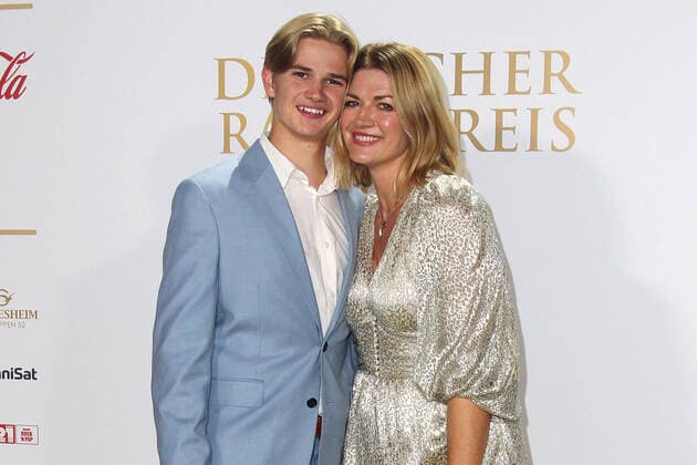 Nina Bott and her son Lennox at the German Radio Award ceremony on 8 09 2022 in Hamburg German Radio Award 2022 ceremony in Hamburg