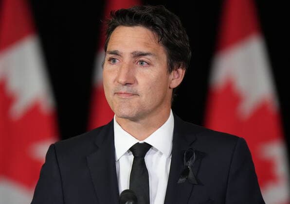 September 8, 2022, VANCOUVER, BC, CANADA: Canadian Prime Minister Justin Trudeau delivers a statement on the passing of Queen Elizabeth II in Vancouver on Thursday, September 8, 2022. Trudeau says the Queen was one of his favourite people in the world and she had an obvious love for Canada. He says she was thoughtful, wise, curious, helpful and funny and that he will miss their chats. VANCOUVER CANADA  - ZUMAc35_ 20220908_zaf_c35_046 Copyright: xDarrylxDyckx