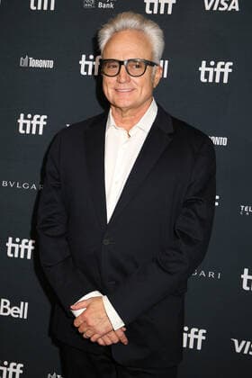 47eme Festival International du Film de Toronto. 47th Toronto International Film Festival. Red carpet of « The handmaid s tale ». Bradley Whitford. 283844 2022-09-08 Toronto Canada  Copyright: xIsabellexVautierx xStarfacex STAR_283844_020