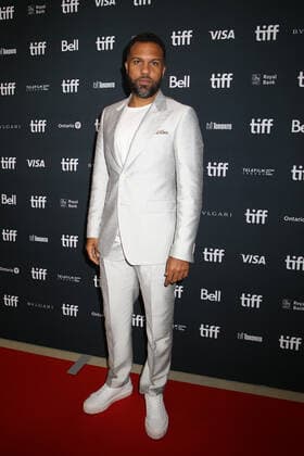47eme Festival International du Film de Toronto. 47th Toronto International Film Festival. Red carpet of « The handmaid s tale ». O-T Fagbenle. 283844 2022-09-08 Toronto Canada  Copyright: xIsabellexVautierx xStarfacex STAR_283844_043