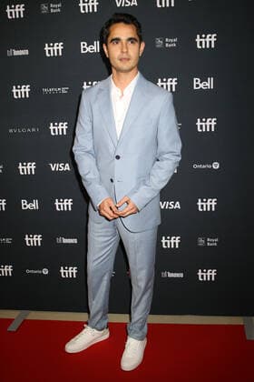 47eme Festival International du Film de Toronto. 47th Toronto International Film Festival. Red carpet of « The handmaid s tale ». Max Minghella. 283844 2022-09-08 Toronto Canada  Copyright: xIsabellexVautierx xStarfacex STAR_283844_093