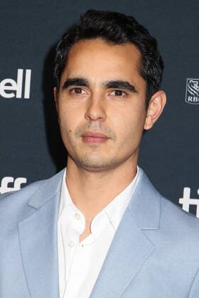 47eme Festival International du Film de Toronto. 47th Toronto International Film Festival. Red carpet of « The handmaid s tale ». Max Minghella. 283844 2022-09-08 Toronto Canada  Copyright: xIsabellexVautierx xStarfacex STAR_283844_096