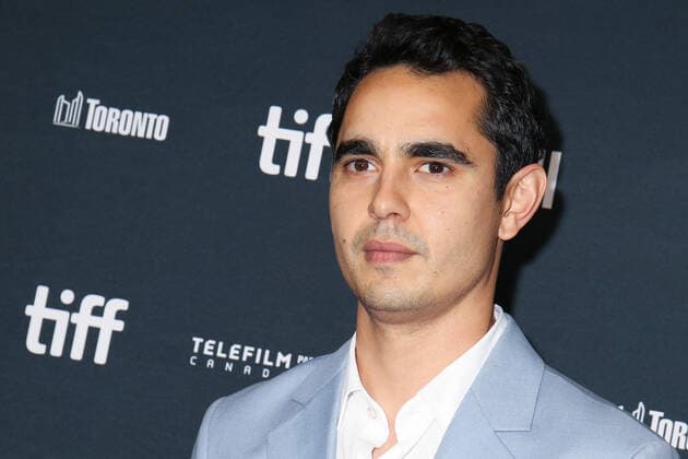 47eme Festival International du Film de Toronto. 47th Toronto International Film Festival. Red carpet of « The handmaid s tale ». Max Minghella. 283844 2022-09-08 Toronto Canada  Copyright: xIsabellexVautierx xStarfacex STAR_283844_098