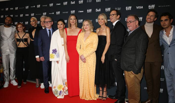 47eme Festival International du Film de Toronto. 47th Toronto International Film Festival. Red carpet of « The handmaid s tale ». O-T Fagbenle, Madeline Brewer, Amanda Brugel, Bradley Whitford, producer Warren Littlefield, Christine Ko, Yvonne Strahovski, Elisabeth Moss, Ever Carradine, Bruce Miller, Sam Jaeger and Max Minghella. 283844 2022-09-08 Toronto Canada Copyright: xIsabellexVautierx xStarfacex STAR_283844_130
