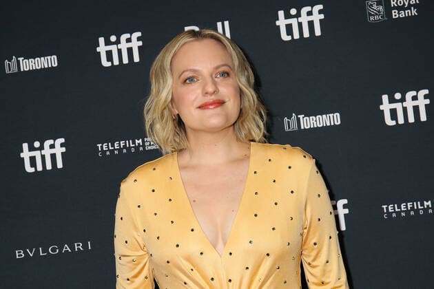 47eme Festival International du Film de Toronto. 47th Toronto International Film Festival. Red carpet of « The handmaid s tale ». Elisabeth Moss. 283844 2022-09-08 Toronto Canada  Copyright: xIsabellexVautierx xStarfacex STAR_283844_149