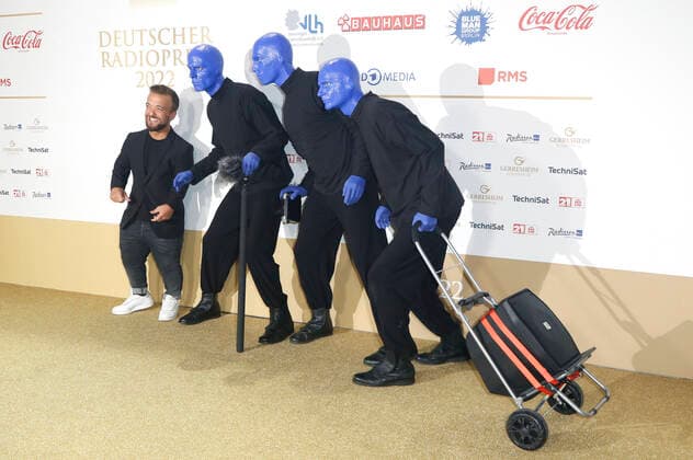 Mathias Mester and Blue Man Group at the German Radio Award 2022 at Schuppen 52 Hamburg, 08 09 2022 Foto:xC.xTamckex xFuturexImage