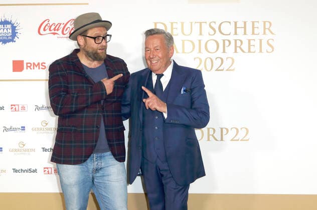 Gregor Meyle and Roland Kaiser at the German Radio Awards 2022 at Schuppen 52 Hamburg, 08 09 2022 Foto:xC.xTamckex xFuturexImage