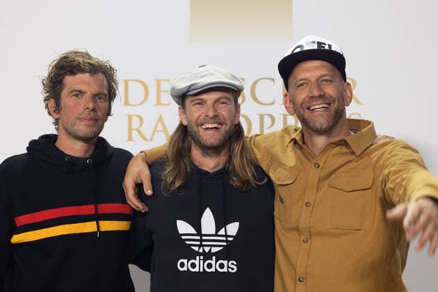 Sportfreunde STILLER at the award ceremony German Radio Award on 8 09 2022 in Hamburg Brunsb?ttel River Loft Hotel Schleswig Holstein Germany DJR56560