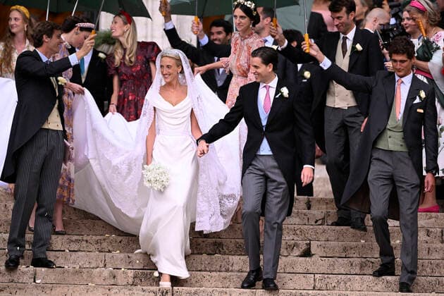 Entertainment Themen der Woche KW36 Entertainment Bilder des Tages Princess Maria Laura and William Isvy pictured leaving after the wedding ceremony of Princess Maria-Laura of Belgium and William Isvy, at the Saint Michael and Saint Gudula Cathedral (Cathedrale des Saints Michel et Gudule Sint-Michiels- en Sint-Goedele kathedraal), Saturday 10 September 2022, in Brussels.  LAURIExDIEFFEMBACQ 43630035