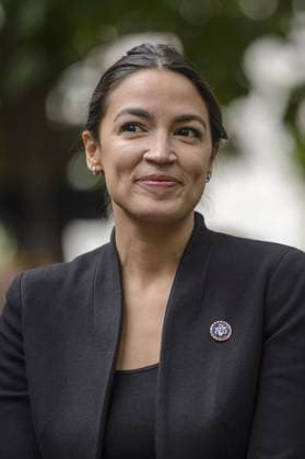 Berühmte Feministinnen, Alexandria Ocasio-Cortez Politicians Attend 9 11 Anniversary At Ground Zero Featuring: Representative Alexandria Ocasio-Cortez Where: New York, New York, United States When: 11 Sep 2022 Credit: Bonnie Cash Pool CNP startraksphoto.com Cover Images Copyright: xx 51967771 EDITORIAL USE ONLY. NOT FOR USE BY NEWSPAPERS BASED IN THE UK.
