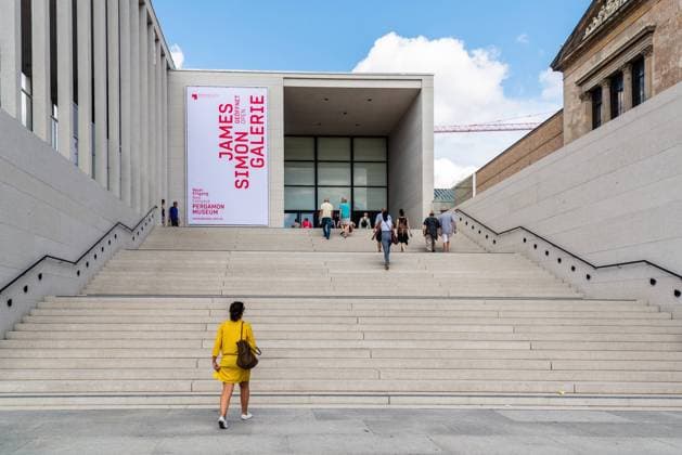 Main entrance to James Simon Gallery in Berlin Berlin, Germany - July 27, 2019: Main entrance to James Simon Gallery in Museum Island Copyright: xZoonar.com @jjfarquitectosx zoonar_14398761