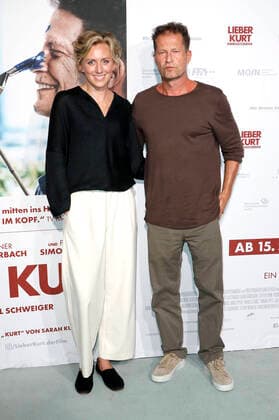 Franziska Machens und Til Schweiger bei der Premiere des Kinofilms Lieber Kurt in der Astor Film Lounge Hafen City. Hamburg, 12.09.2022 *** Franziska Machens and Til Schweiger at the premiere of the feature film Lieber Kurt at the Astor Film Lounge Hafen City Hamburg, 12 09 2022 Foto:xC.xTamckex xFuturexImage