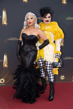 v l Boris ENVY PERU ESCOBAR and Tim BAMBI MERCURY KNAAK, Red Carpet, Red Carpet Show, Arrival, German Television Award Ceremony, The Night of the Creatives The German Television Award 2022, German Television Award 2022 in Cologne, on 13 09 2022