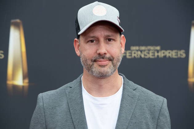 Pascal SCHMIT, camera, red carpet, red carpet show, arrival, arrival, German Television Award, The Night of the Creatives The German Television Award 2022, German Television Award 2022 in Cologne, on 13 09 2022