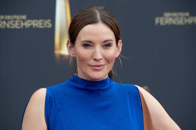 Jeannine MICHAELSEN, presenter, red carpet, red carpet show, arrival, German Television Award, The Night of the Creatives The German Television Award 2022, German Television Award 2022 in Cologne, on 13 09 2022
