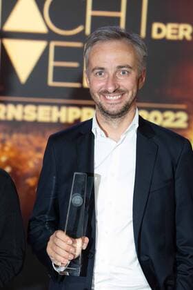 Prize winner Jan BOEHMERMANN, German Television Award ceremony, The Night of the Creatives The German Television Award 2022, German Television Award 2022 in Cologne, on 13 09 2022