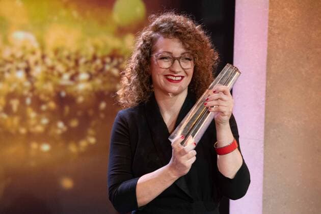 Prize winner Janine DAUTERICH Red carpet, Red Carpet Show, Arrival, Arrival, German Television Award, The Night of the Creatives The German Television Award 2022, German Television Award 2022 in Cologne, on 13 09 2022