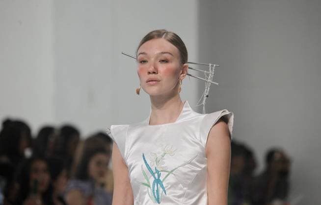 NYFW: Homolog Paris SS23 Collection Runway September 13, 2022, New York, USA: Models parade the collection of Homolog Paris SS23 during NYFW at Shop Studios on 528 West 39th Street, 3rd Floor, in New York. The show™s theme is titled Happiness. NYFW: Homolog Paris SS23 Collection Runway  Copyright: xNiyixFotex