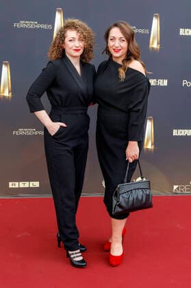 Janine Dauterich with sister at the German Television Award 2022 The Night of the Creatives at Studio Ehrenfeld Cologne, 13 09 2022 Foto:xR.xSchmiegeltx xFuturexImage