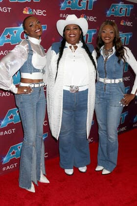 LOS ANGELES - SEP 13: Chapel Hart at the America s Got Talent Season 17 - Live Show Finale Red Carpet at Pasadena Sheraton Hotel on September 13, 2022 in Pasadena, CA  Copyright: xHutchinsxPhotox xipa-agency.netx x 2022xKathyxHutchinsx xHutchinsx