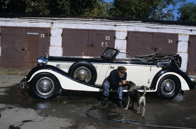 Alexander Lomakov, collector of retro cars and bikes 8263074 03.09.1993 Alexander Lomakov, collector and restorer of vintage motor vehicles, president of the Retromotor Russian club of vintage cars and motorcycles, with the 1935 Horch-853 car he restored, which, the legend says, belonged to the military figure of Nazi Germany Hermann Goering, and later Marshal Konstantin Rokossovsky. Andrew Russia  Copyright: xAndrewx