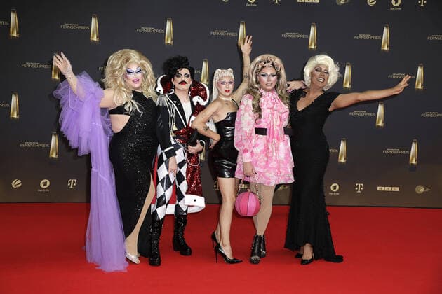 Bambi Mercury and Envy Peru with their Queen of Drags Pro7 colleagues at the German Television Awards on 14 09 2022 in Cologne German Television Awards 2022 in Cologne
