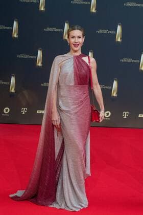 Wolke HEGENBARTH, actress, red carpet, red carpet show, arrival, German Television Award, German Television Award 2022, German Television Award 2022 in Cologne, on 14 09 2022