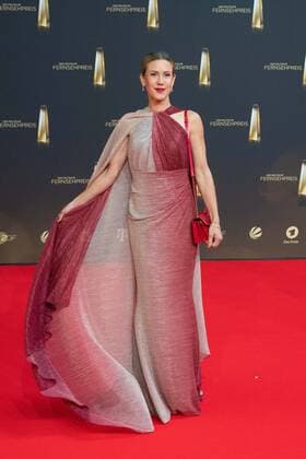 Wolke HEGENBARTH, actress, red carpet, red carpet show, arrival, German Television Award, German Television Award 2022, German Television Award 2022 in Cologne, on 14 09 2022
