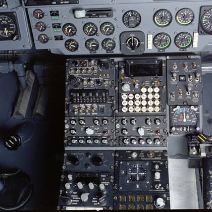 Technical recording from Object series Instrument panel Westland Lynx Helicopter (Dutch version). Selection from Objects series 0075-052-071. Copyright: xpiemagsx nedmil060421-13854 !ACHTUNG AUFNAHMEDATUM GESCHÄTZT!