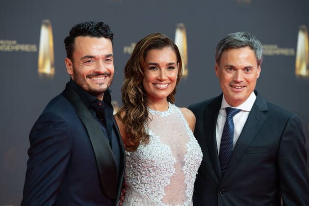 Giovanni ZARRELLA, Jana Ina ZARRELLA, Norbert HIMMLER, ZDF director, red carpet, red carpet show, arrival, German Television Award, German Television Award 2022, German Television Award 2022 in Cologne, on 14 09 2022