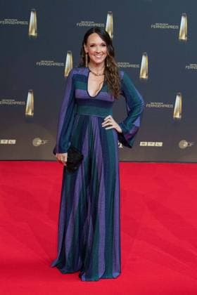 Caroin KEBEKUS, Moderatorin, Roter Teppich, Red Carpet Show, Ankunft, arrival, Verleihung des Deutschen Fernsehpreises, Der Deutsche Fernsehpreis 2022, Deutscher Fernsehpreis 2022 in Koeln, am 14.09.2022. *** Caroin KEBEKUS, presenter, red carpet, red carpet show, arrival, arrival, German Television Award, German Television Award 2022, German Television Award 2022 in Cologne, on 14 09 2022