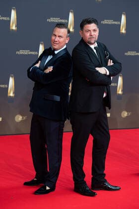 Tim RAUE, chef, Tim MAELZER, chef, red carpet, red carpet show, arrival, arrival, German Television Award, German Television Award 2022, German Television Award 2022 in Cologne, on 14 09 2022