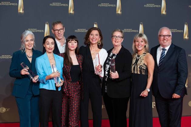 The team of KULTURZEIT receives the German Television Award in the category Best Information, Award of the German Television Award, The German Television Award 2022, German Television Award 2022 in Cologne, on 14 09 2022