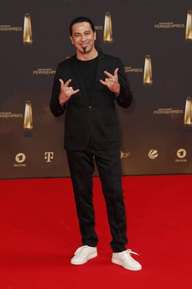 The German Television Award 2021 Bülent Ceylan on the red carpet at the award ceremony The German Television Award The TV highlights of the year on September 14 at MMC Studios Cologne Copyright: xEventpressxGolejewskix