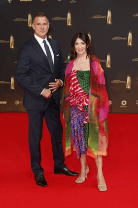 The German Television Award 2021 Iris Berben with boyfriend Heiko Kiesow on the red carpet at the award ceremony The German Television Award The TV highlights of the year on September 14 at MMC Studios Cologne Copyright: xEventpressxGolejewskix