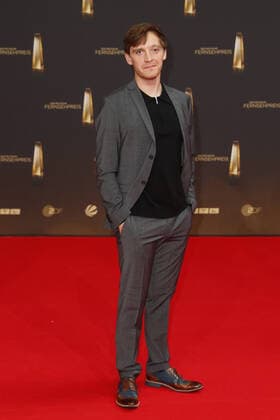 The German Television Award 2021 Jonas Nay on the red carpet at the award ceremony The German Television Award The TV Highlights of the Year on September 14 at MMC Studios Cologne Copyright: xEventpressxGolejewskix