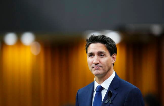 September 15, 2022, Ottawa, ON, CAN: Prime Minister Justin Trudeau pays tribute to Queen Elizabeth in the House of Commons on Parliament Hill in Ottawa on Thursday, Sept. 15, 2022. Ottawa CAN  - ZUMAc35_ 20220915_zaf_c35_006 Copyright: xSeanxKilpatrickx