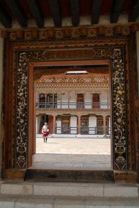 Eingangstor des Dzong, Trashiyangtse, Ost Bhutan Eingangstor des Dzong, Trashiyangtse, Ost Bhutan Copyright: xZoonar.com LotharxKurtzex zoonar_3528147