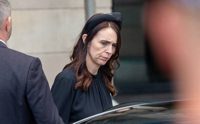 News Bilder des Tages September 16, 2022, London, England, United Kingdom: Prime Minister of New Zealand JACINDA ARDERN is seen leaving British parliament after visiting Queen Elizabeth II lying-in-state in Westminster Hall. London United Kingdom - ZUMAs262 20220916_zip_s262_013 Copyright: xTayfunxSalcix