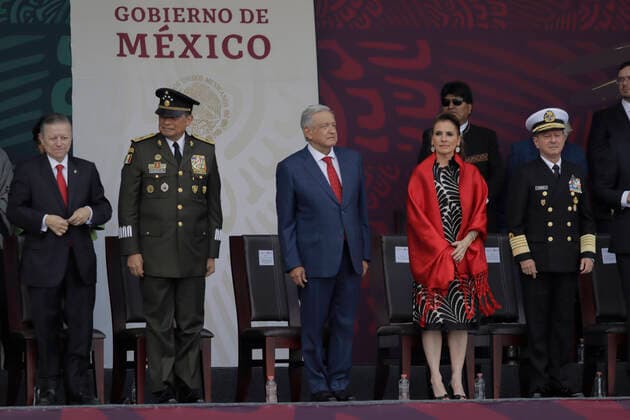 Military Civic Parade On The Occasion Of The 212th Anniversary Of The Independence Of Mexico In the centre, AndrÃ s Manuel Lopez Obrador, President of Mexico, during the Military Civic Parade on the occasion of the 212th Anniversary of the Independence of Mexico. Mexico City Mexico City Mexico  Copyright: xGerardoxVieyrax originalFilename: vieyra-notitle220916_npk0W.jpg