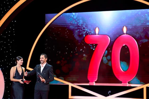 September 16, 2022, Donostia San Sebastian, Euskadi, Spain: Paco Leon, Loreto Mauleon attended Opening Ceremony during 70th San Sebastian International Film Festival at Kursaal Palace on September 16, 2022 in Donostia San Sebastian, Spain Donostia San Sebastian Spain - ZUMAg15_ 20220916_zaf_g15_307 Copyright: xJackxAbuinx