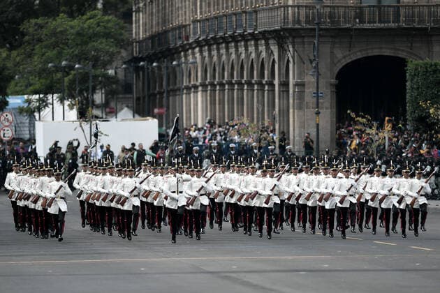 (220917) -- MEXICO CITY, Sept. 17, 2022 -- Honour guards participate in the military parade for Mexico s Independence Day at the Zocalo Square in Mexico City, Mexico, on Sept. 16, 2022. Mexico on Friday celebrated the 212nd anniversary of its struggle for independence from Spanish colonial rule with a call for world peace and several commemorative activities. ) MEXICO-MEXICO CITY-INDEPENDENCE DAY-MILITARY PARADE XinxYuewei 