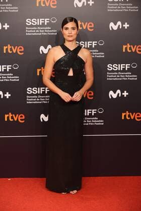 Opening Gala Of The San Sebastian Film Festival 2022 Loreto Mauleon poses during the opening gala of the San Sebastian Film Festival 2022 at the Kursaal, September 16, 2021, San Sebastian, Guipuzkoa, Basque Country, (Spain). From today until next Saturday, September 24, San Sebastian dresses up to host the 70th edition of Zinemaldia, the most famous Spanish film festival. One example is the French actress Juliette Binoche to whom the festival has dedicated this year s official poster and who will attend, for the fourth time in its history, to receive one of the Donostia awards. San Sebastian Spain Spain Copyright: xRaulxTerrelx originalFilename: agency-openingg220916_nptPG.jpg