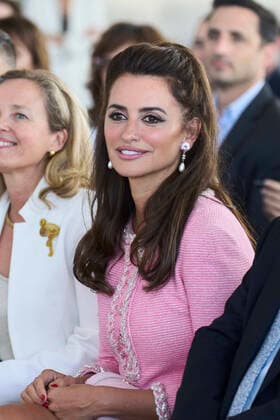 September 17, 2022, Madrid, Madrid, Spain: Penelope Cruz receives National Cinematrogy Award during 70th San Sebastian International Film Festival at Victoria Eugenia Theatre on September 17, 2022 in Donostia San Sebastian, Spain Madrid Spain - ZUMAg15_ 20220917_zaf_g15_076 Copyright: xJackxAbuinx