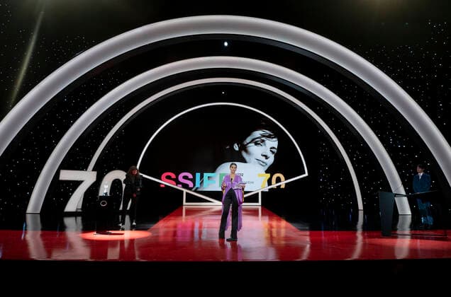 Juliette Binoche Receives The Donostia Award At San Sebastian Film Festival Actress Juliette Binoche is moved to receive the Donostia Award in San Sebastian (Basque Country). San Sebastian Spain Spain  Copyright: xAlbertoxOrtegax originalFilename: agency-juliette220918_npP0s.jpg