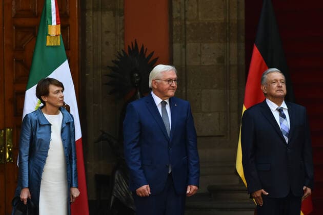 September 20, 2022, Mexico City, Mexico: (L) President of the Federal Republic of Germany Frank-Walter Steinmeier accompanied by his wife Elke BoÂ¼denbender and Mexico s President Andres Manuel Lopez Obrador during the welcoming ceremony before to the Germany-Mexico bilateral meeting as part of Frank-Walter Steinmeier s Working Visit to Mexico at the National Palace. on September 20, 2022 in Mexico City, Mexico. Mexico City Mexico - ZUMAe321 20220920_zia_e321_055 Copyright: xCarlosxTischlerxEyepixxGroupx