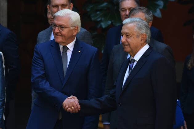 September 20, 2022, Mexico City, Mexico: President of the Federal Republic of Germany Frank-Walter Steinmeier and Mexico s President Andres Manuel Lopez Obrador during the welcoming ceremony before to the Germany-Mexico bilateral meeting as part of Frank-Walter Steinmeier s Working Visit to Mexico at the National Palace. on September 20, 2022 in Mexico City, Mexico. Mexico City Mexico - ZUMAe321 20220920_zia_e321_019 Copyright: xCarlosxTischlerxEyepixxGroupx